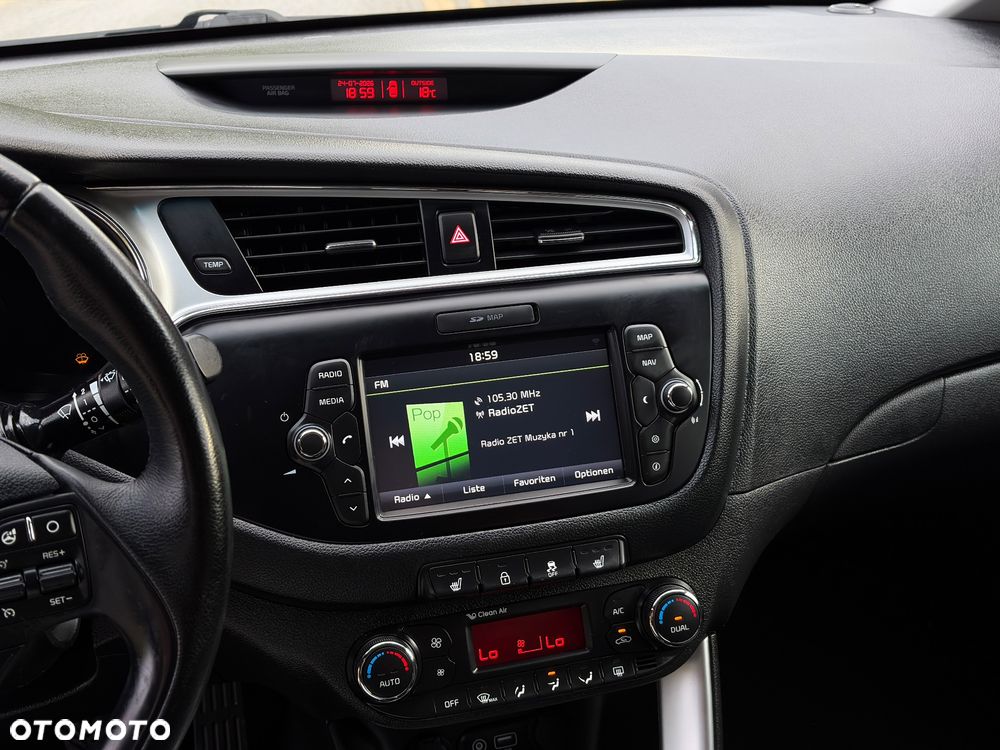 Kia Ceed 1.6 CRDi 136 ISG Platinum Edition - 23
