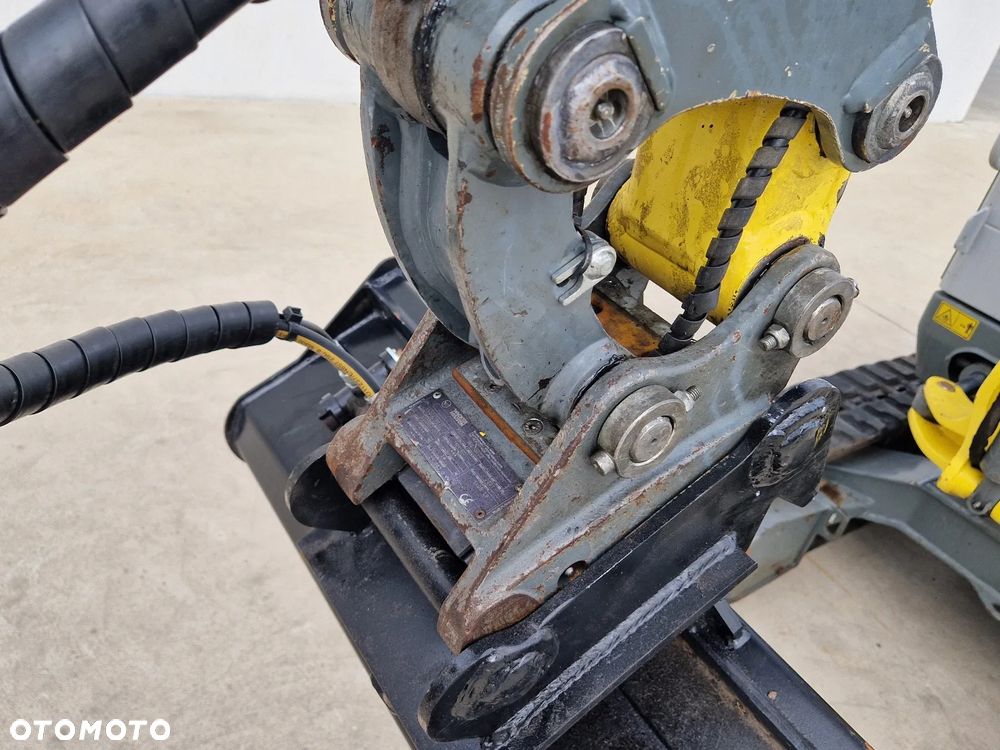 Wacker Neuson ET 24 jak Cat, Kubota, JCB R407 - 14