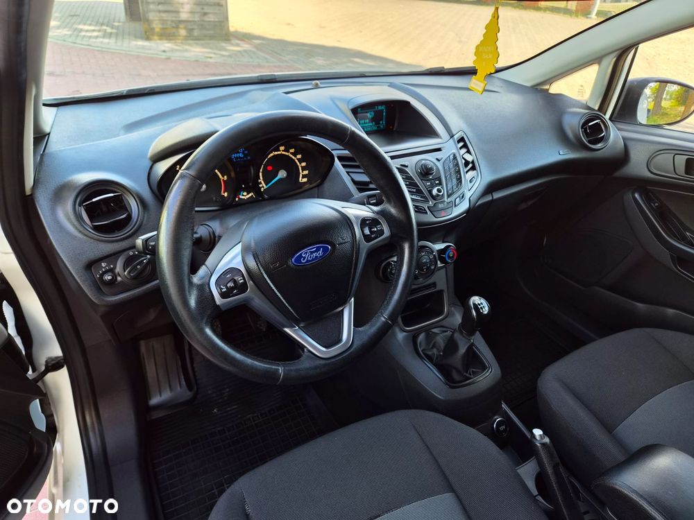 Ford Fiesta - 19