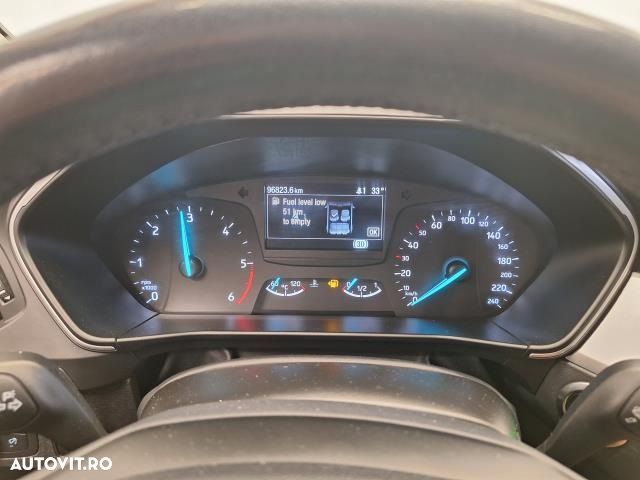 Ford Focus - 10