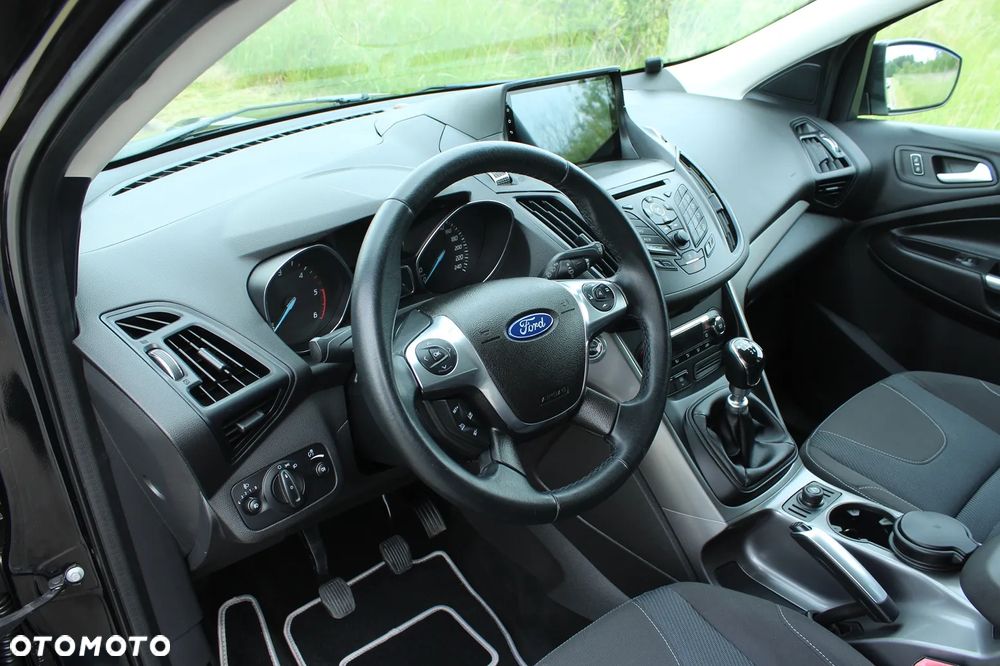 Ford Kuga 2.0 TDCi 2x4 Champions Edition - 23