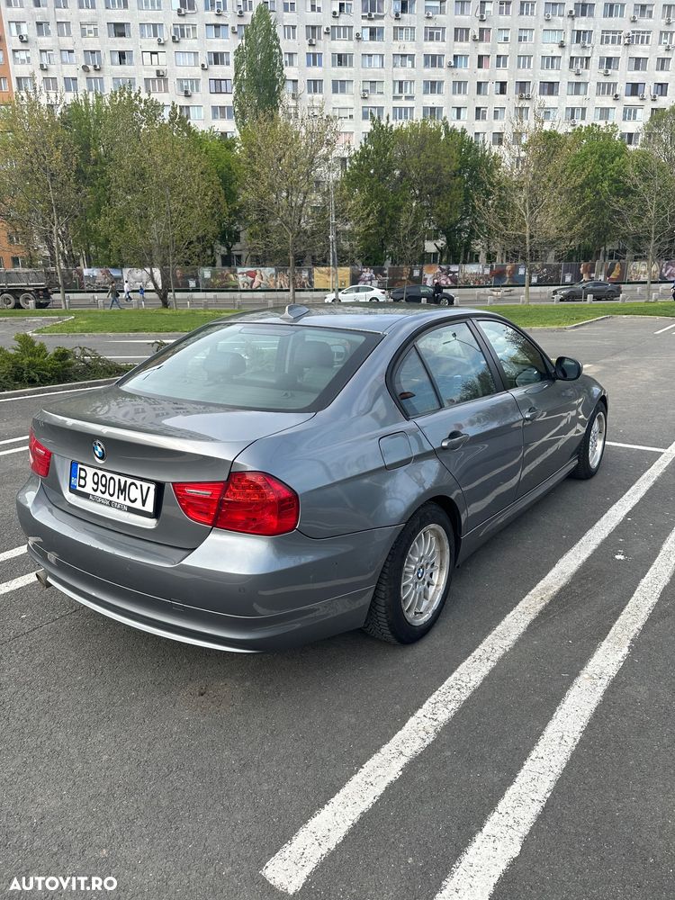 BMW Seria 3 320d DPF Aut. - 8