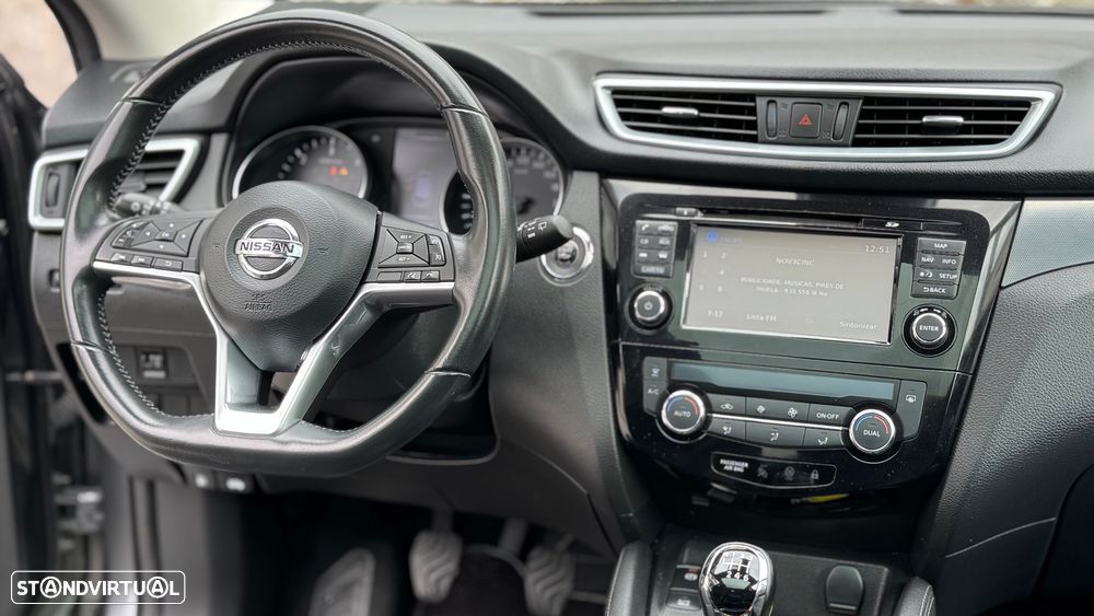 Nissan Qashqai 1.5 dCi N-Connecta - 11