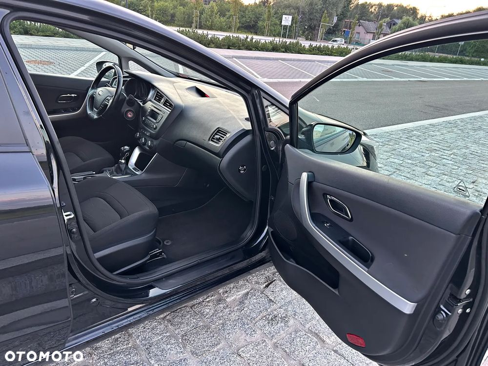 Kia Ceed 1.4 L Business Line - 17
