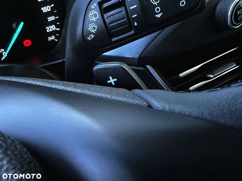 Ford Focus SW 1.5 EcoBoost S&S ACTIVE - 26