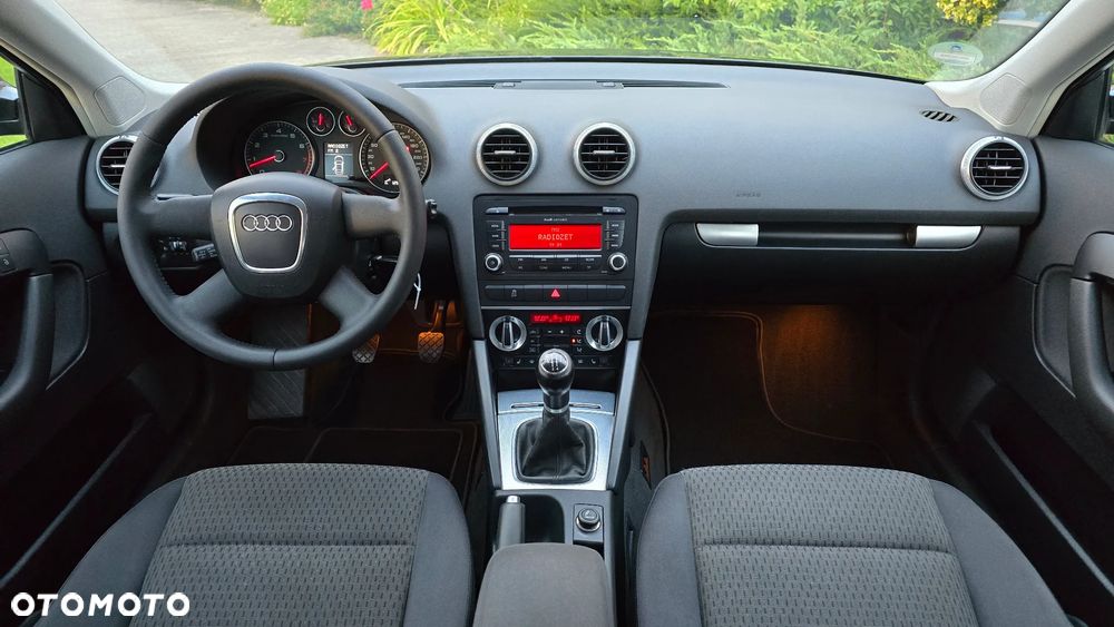 Audi A3 Sportback - 13