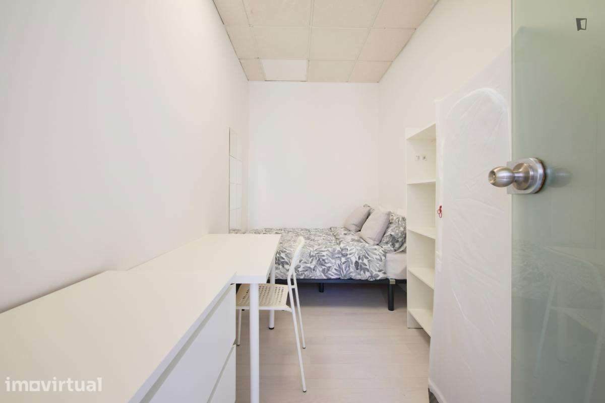 Quarto - localizado em Saldanha Lisbon - Grande imagem: 3/44