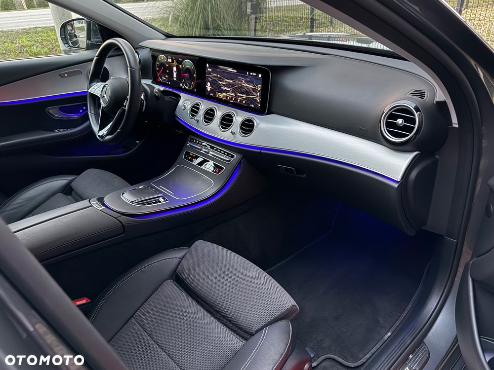 Mercedes-Benz Klasa E 220 d 4Matic 9G-TRONIC AMG Line - 21