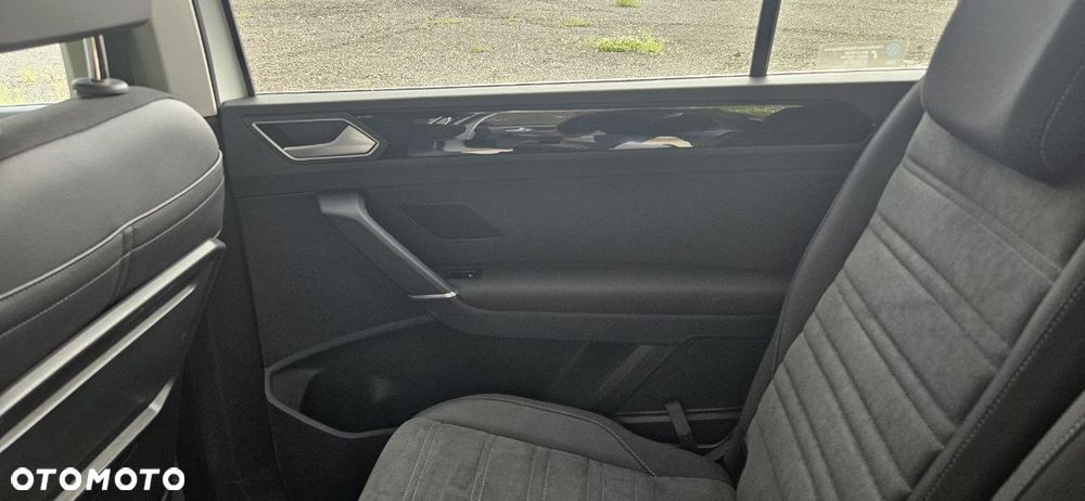 Volkswagen Touran 1.5 TSI EVO Highline DSG - 27