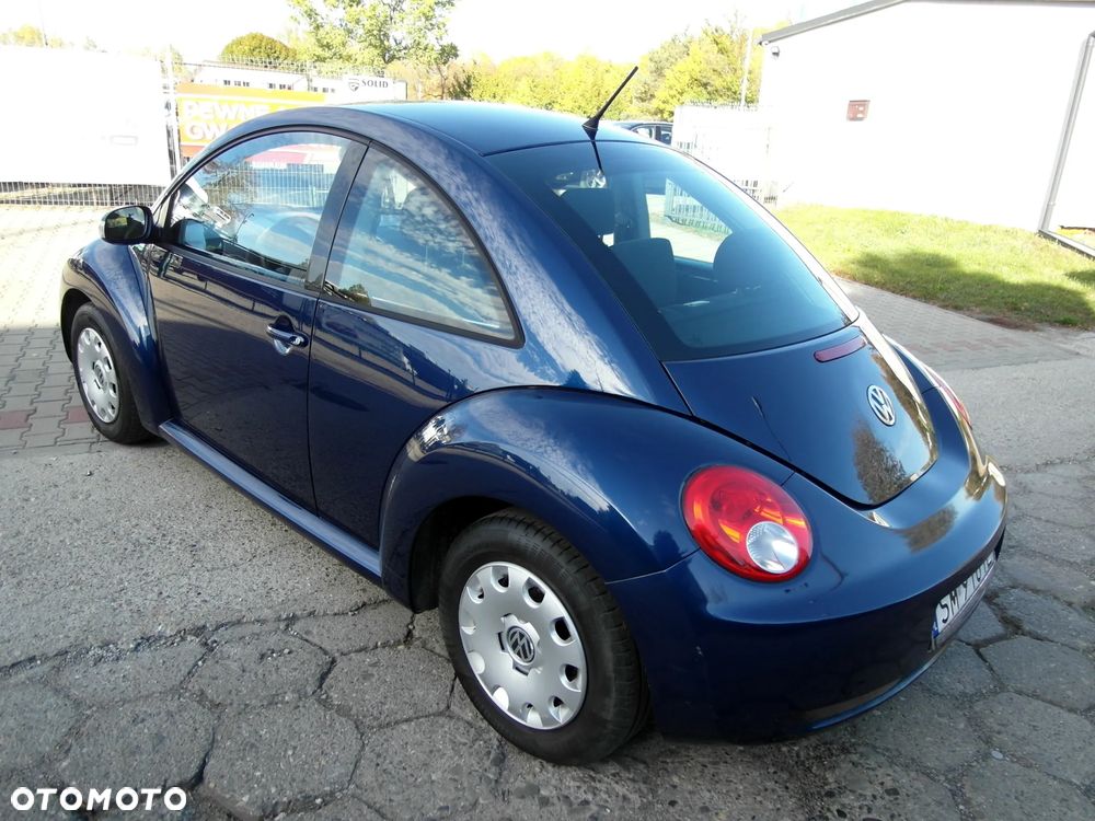 Volkswagen New Beetle - 13