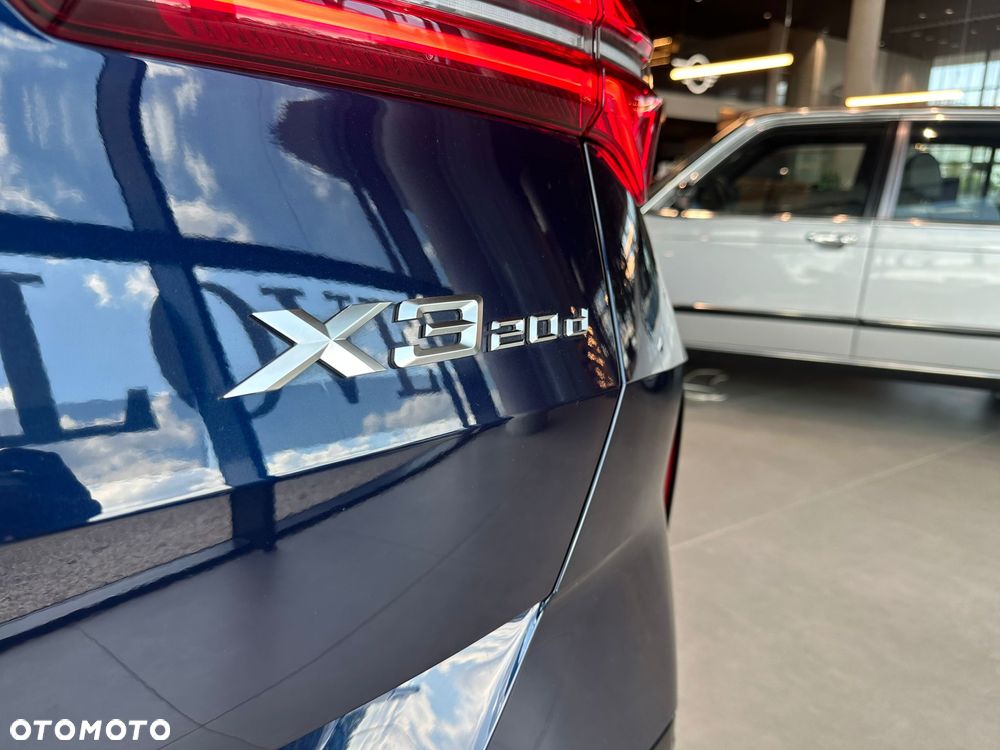 BMW X3 xDrive20d mHEV - 13