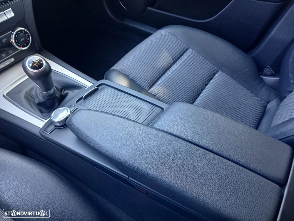 Mercedes-Benz C 220 CDi Avantgarde BE - 16