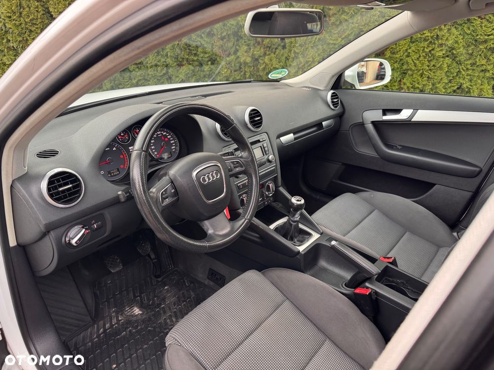 Audi A3 Sportback 2.0 TDI Attraction - 24