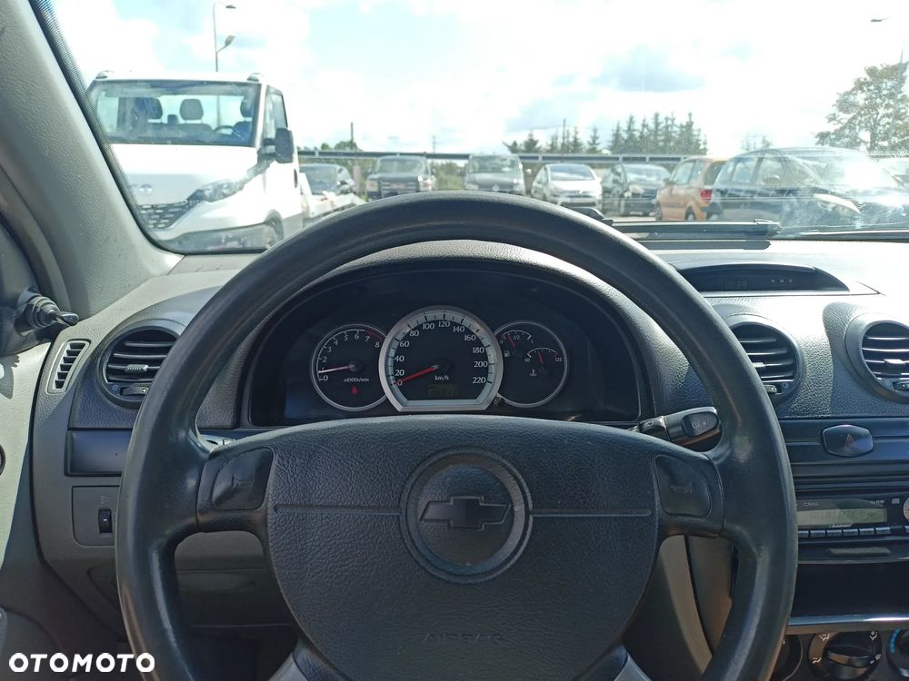 Chevrolet Lacetti - 9