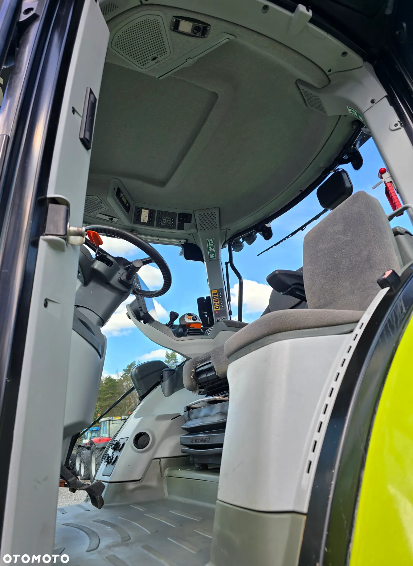 Claas Axion 800 CEBIS - 13
