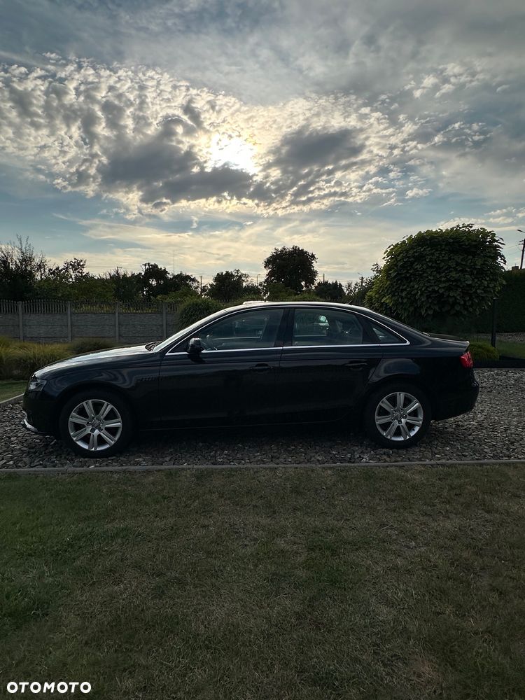 Audi A4 2.0 TFSI quattro S tronic Attraction - 3