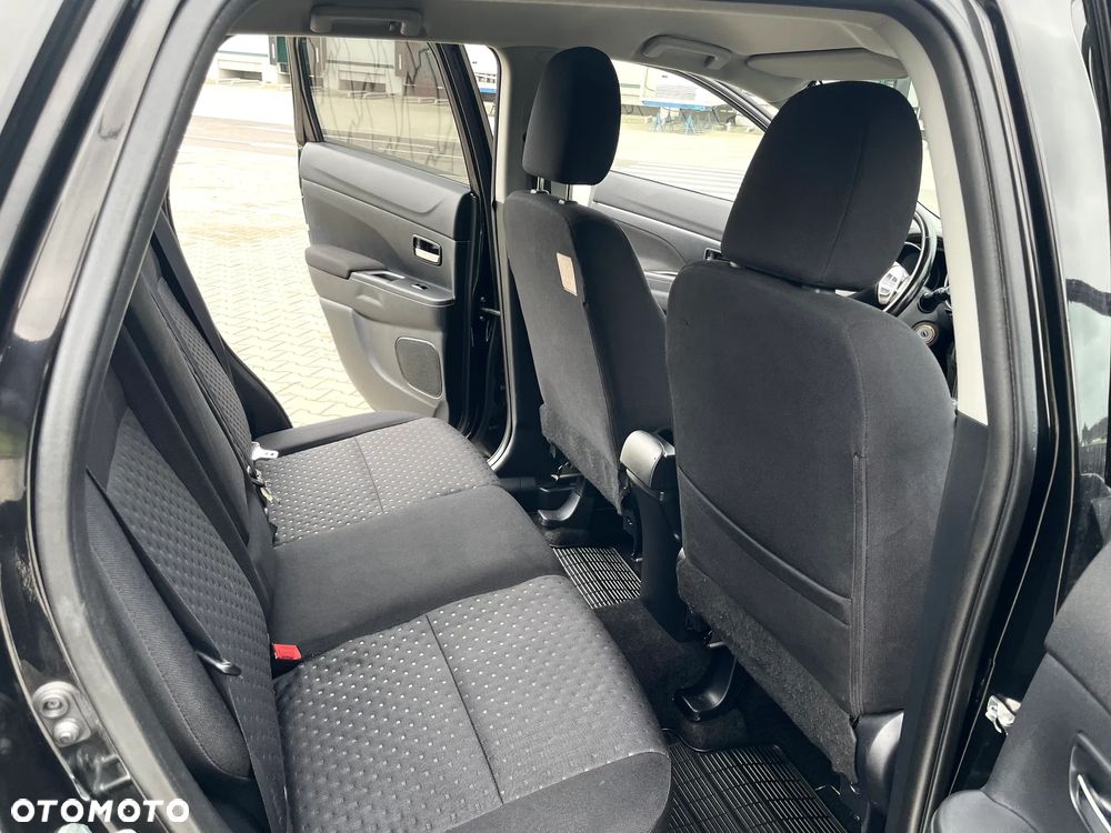 Mitsubishi ASX 1.8 DID Instyle 4WD AS&G - 13