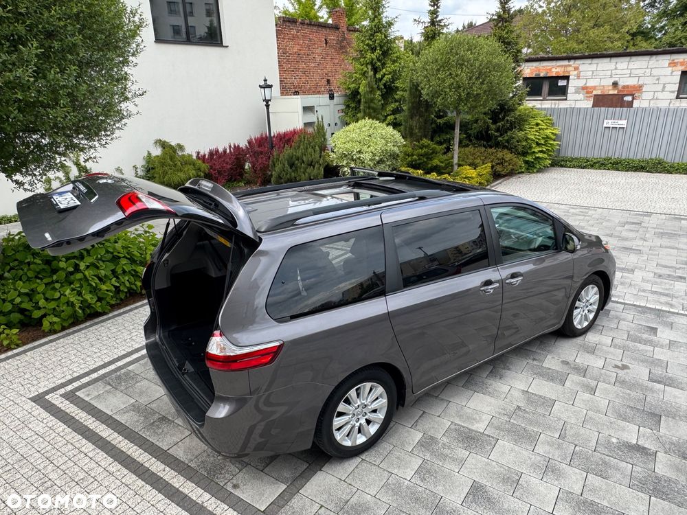 Toyota Sienna 3.5 V6 Limited AWD - 12