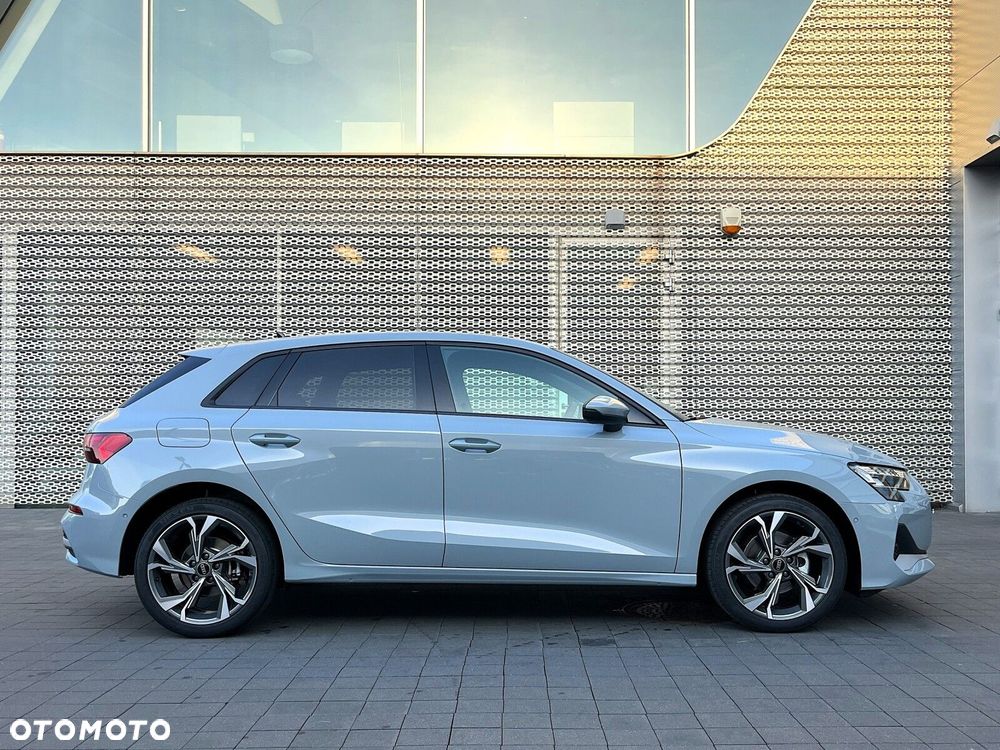 Audi A3 Sportback - 2