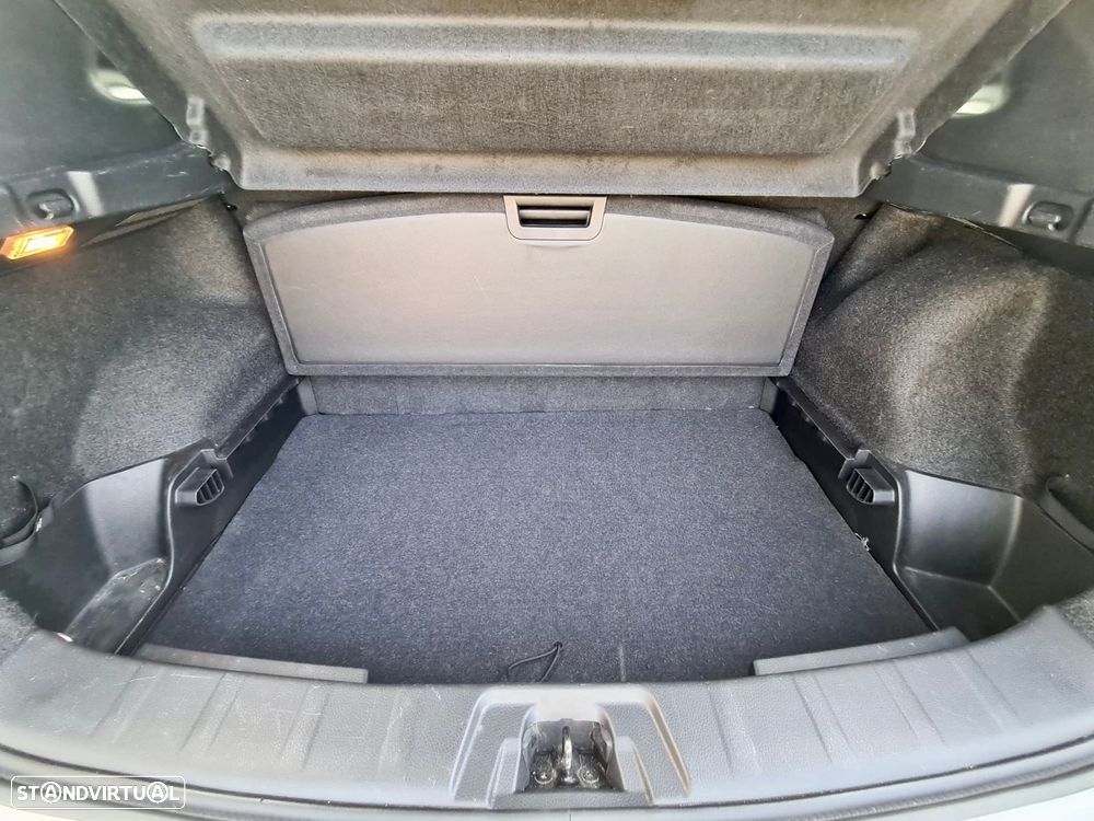 Nissan Qashqai 1.2 DIG-T N-Connecta 18 - 12