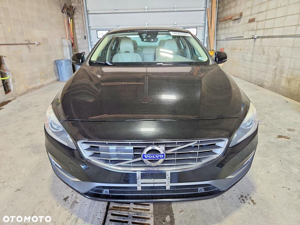 Volvo S60 - 2