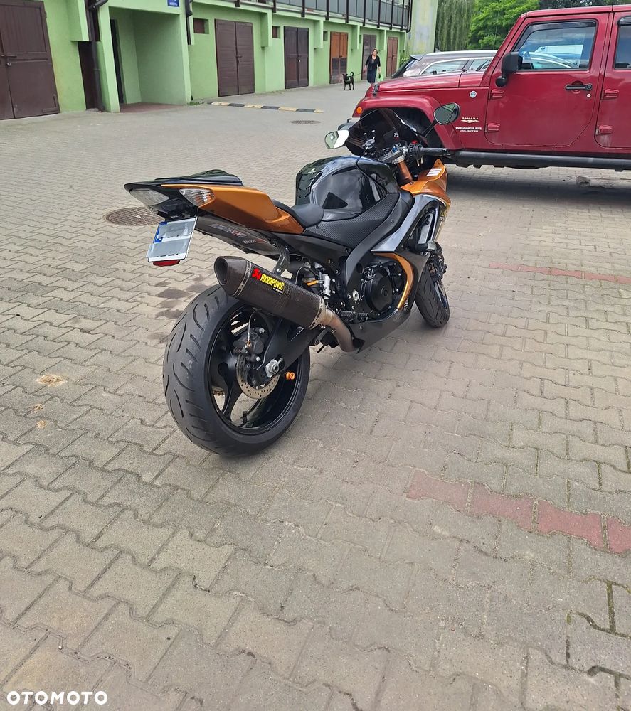 Suzuki GSX-R - 12