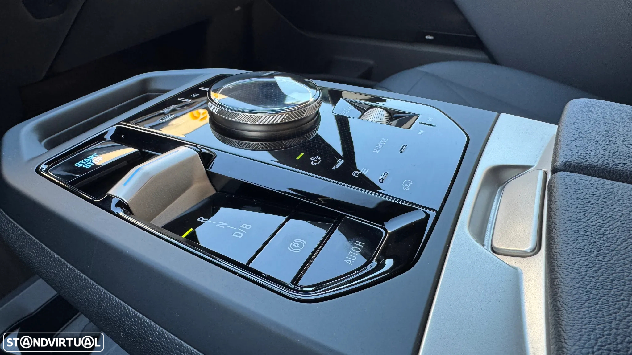 BMW iX xDrive 50 Pack Desportivo - 30