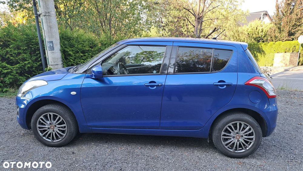 Suzuki Swift - 4