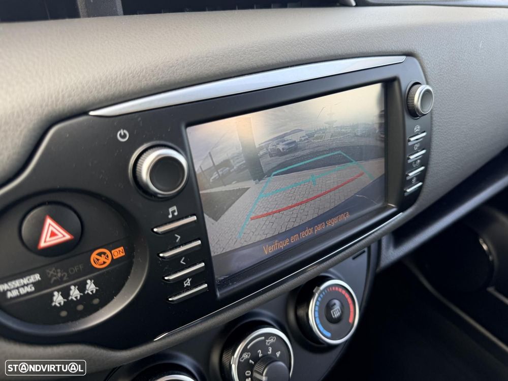 Toyota Yaris 1.0 VVT-i Comfort+P.Style - 22