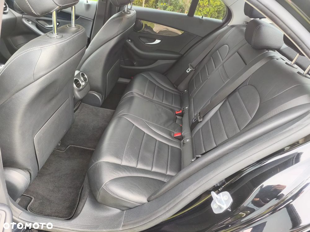 Mercedes-Benz Klasa C 200 4MATIC 9G-TRONIC - 15
