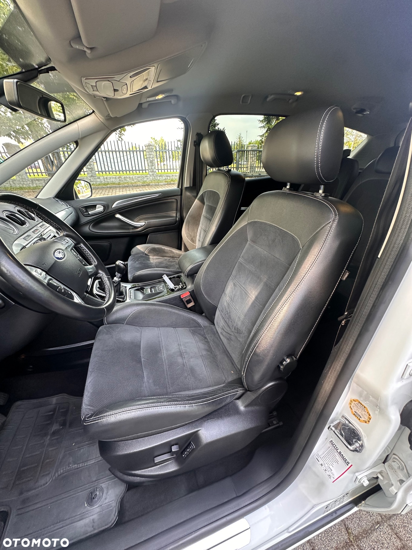Ford S-Max 2.0 TDCi DPF Titanium - 27