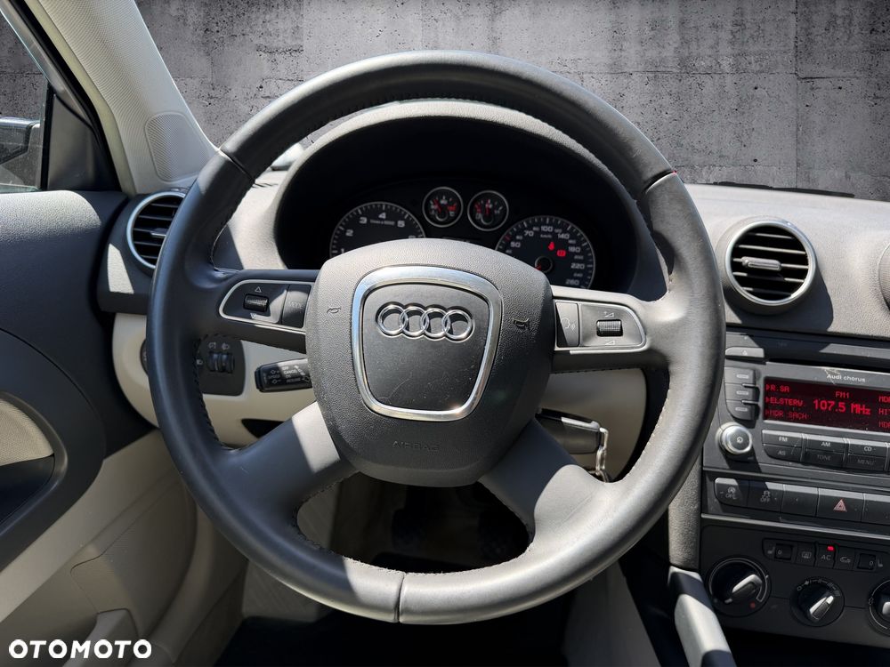 Audi A3 3-drzwiowe 1.2 TFSI Attraction - 11