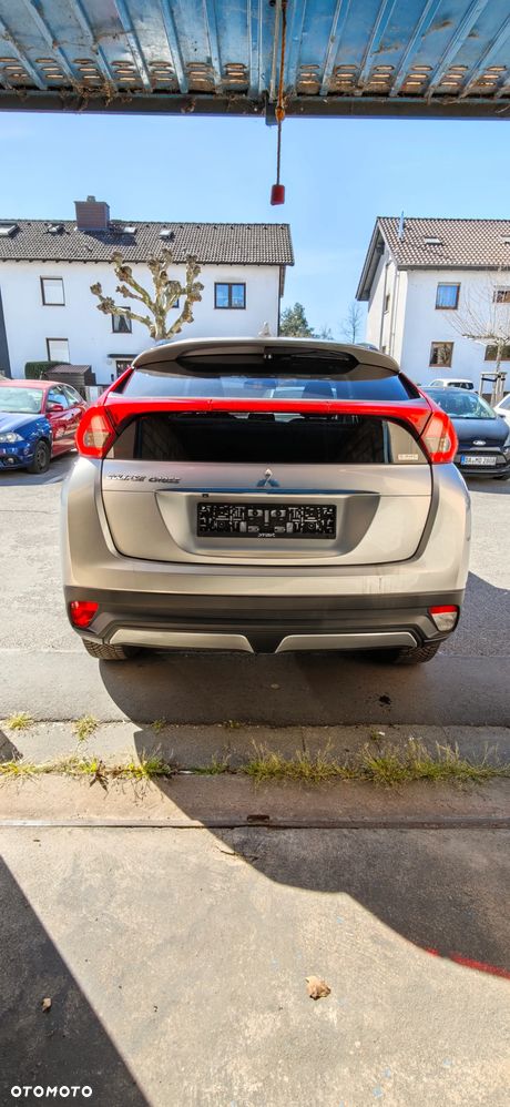 Mitsubishi Eclipse Cross 1.5 T-MIVEC 4WD CVT Diamant+ - 10