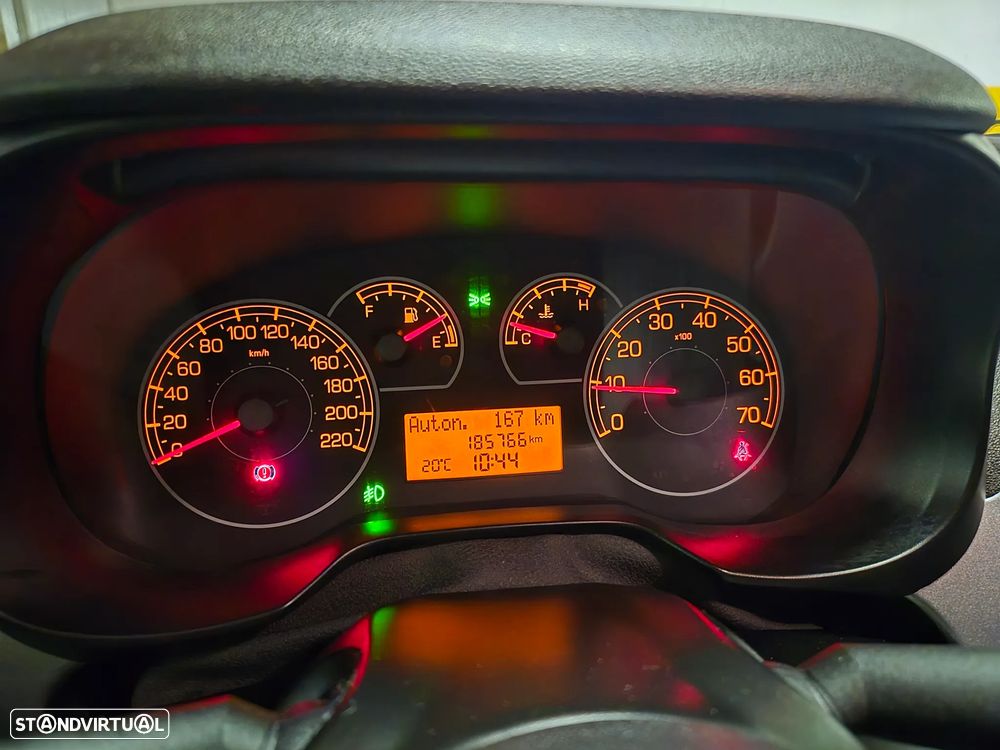 Fiat Grande Punto 1.2 Active - 17