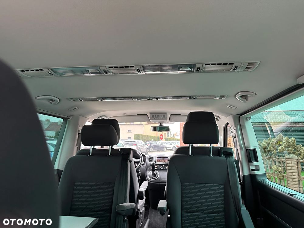Volkswagen Multivan - 28