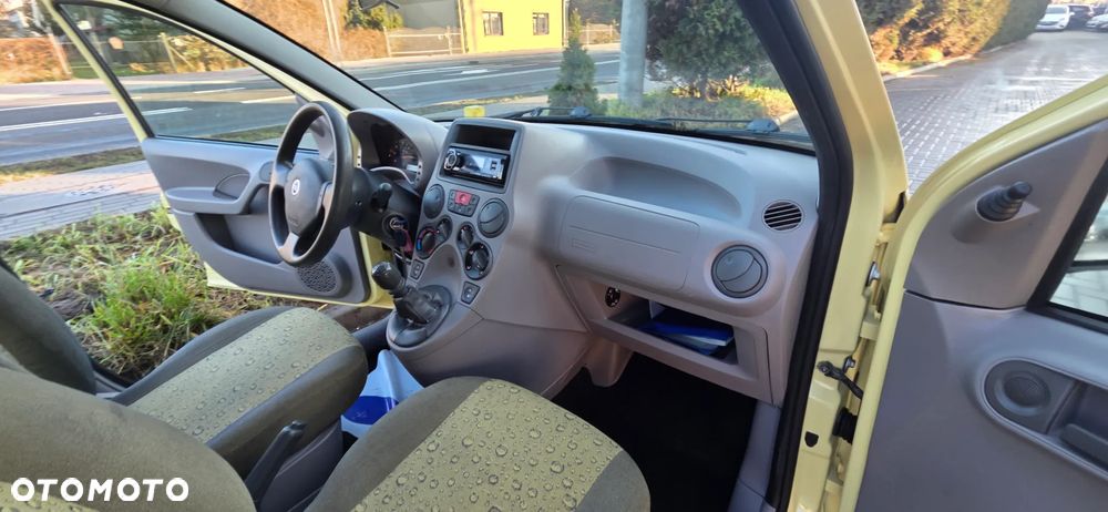 Fiat Panda 1.1 Young - 28