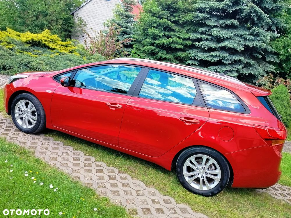 Kia Ceed 1.4 CVVT SW LX - 6