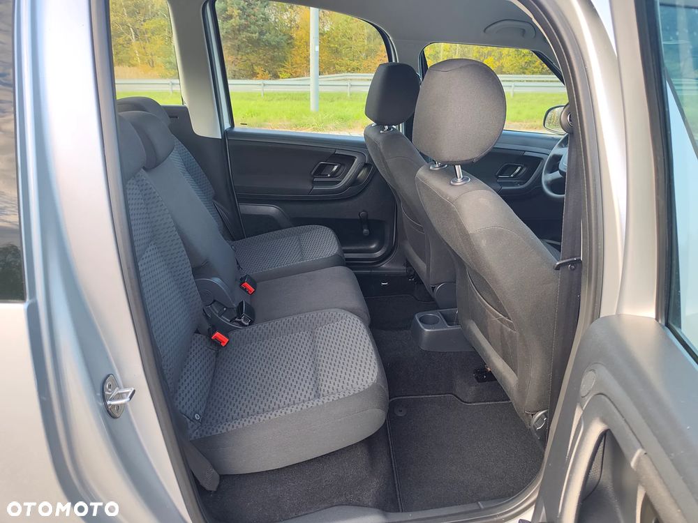 Skoda Roomster 1.6 TDI DPF FAMILY - 19