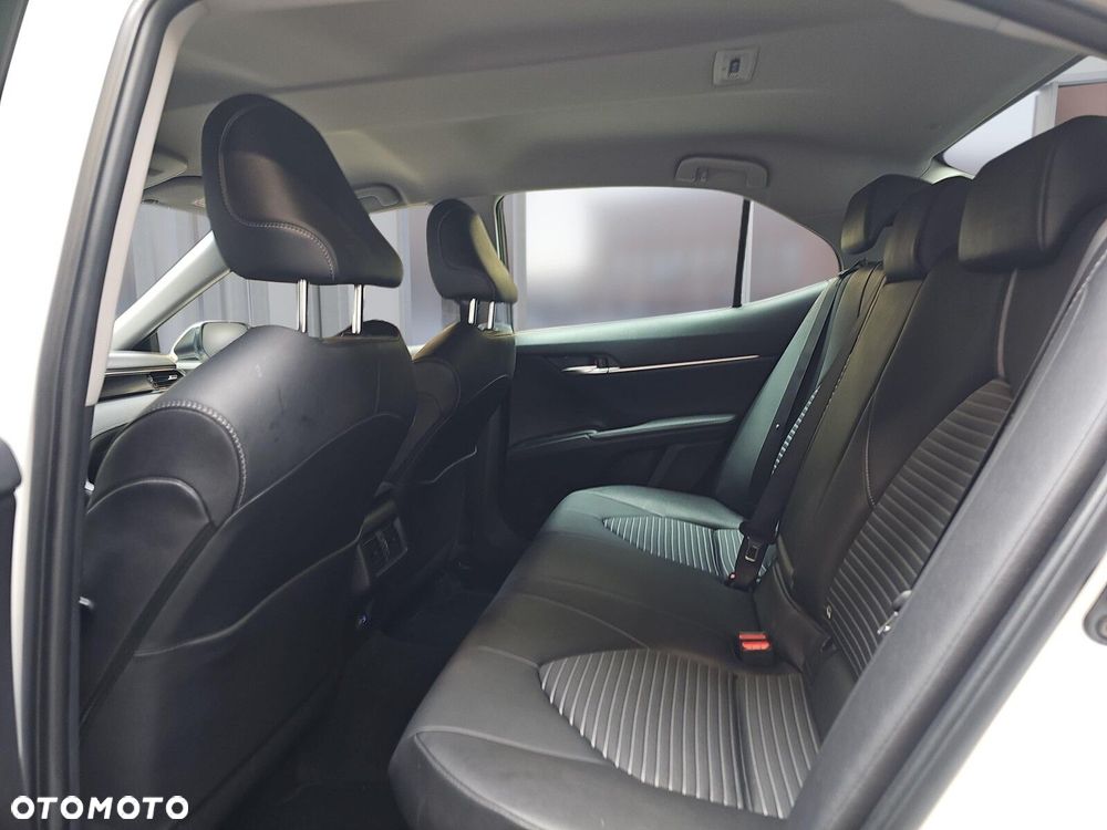 Toyota Camry 2.5 Hybrid Prestige CVT - 10