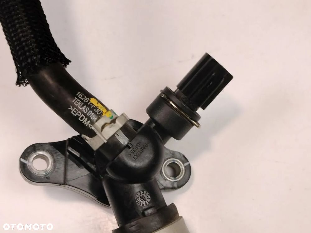 TOYOTA YARIS 1.5h 19-24r Trójnik Rurka Wody - 6