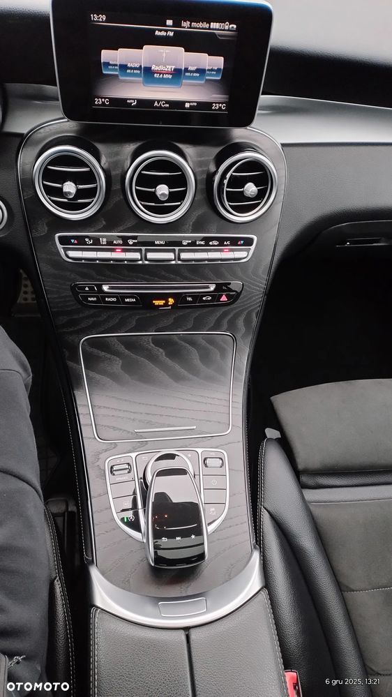 Mercedes-Benz GLC 220 d 4Matic 9G-TRONIC AMG Line - 33