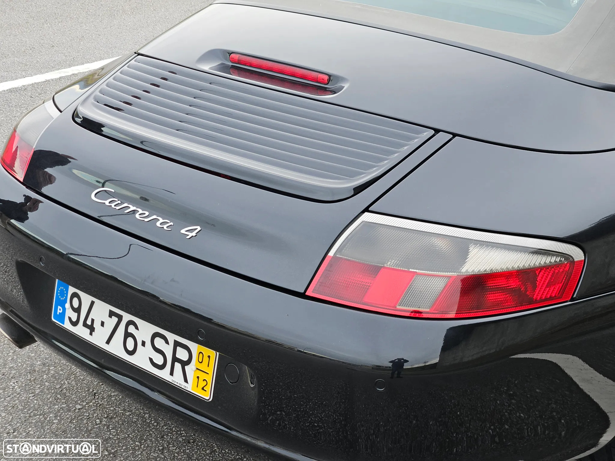 Porsche 911 (996) Carrera 4 - 17