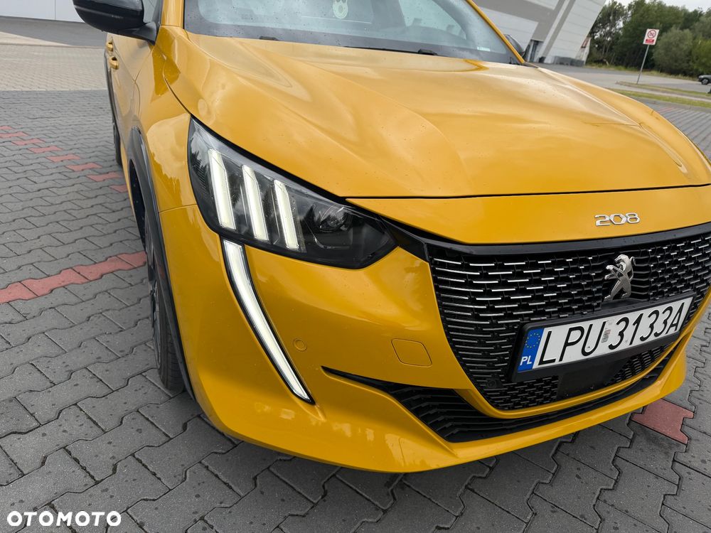 Peugeot 208 1.2 PureTech GT Line S&S - 4