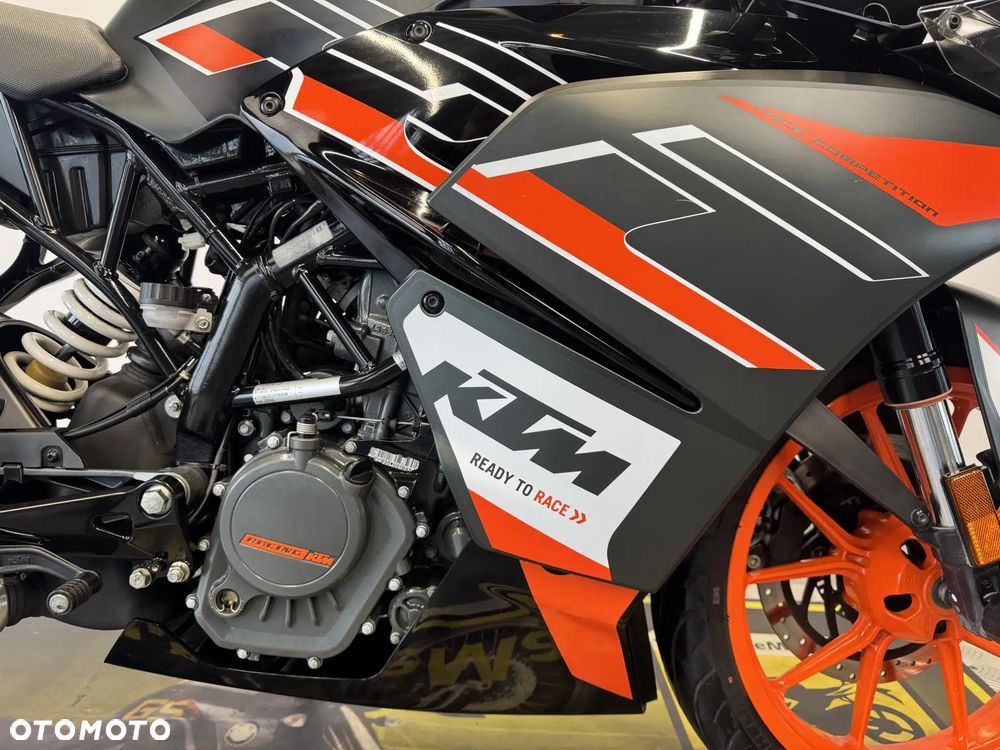 KTM RC 125 - 13