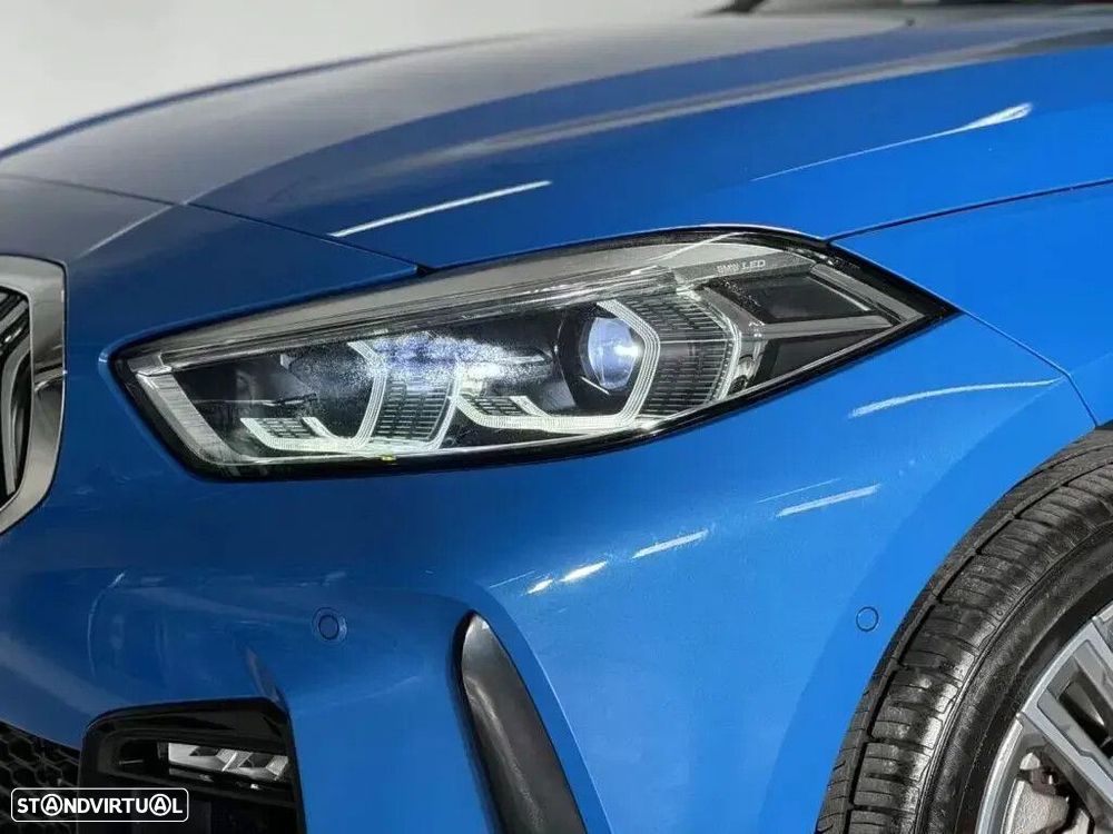 BMW 116 d Pack Desportivo M - 23