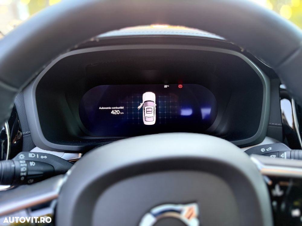 Volvo S60 B5 MHEV AT AWD Ultimate Dark - 7