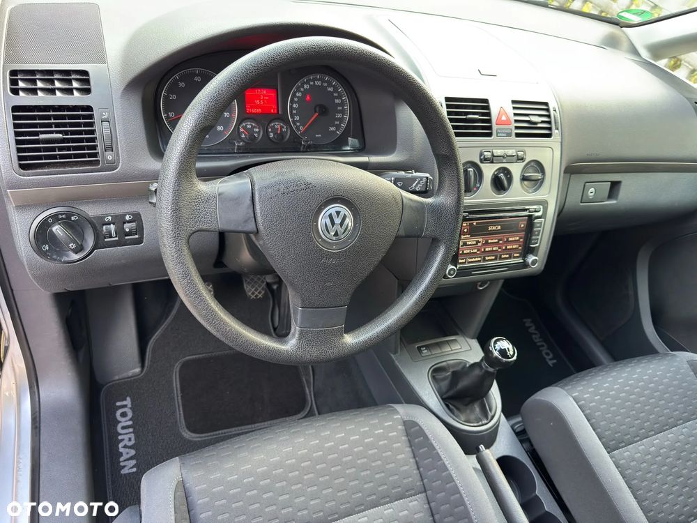 Volkswagen Touran 1.6 United - 11