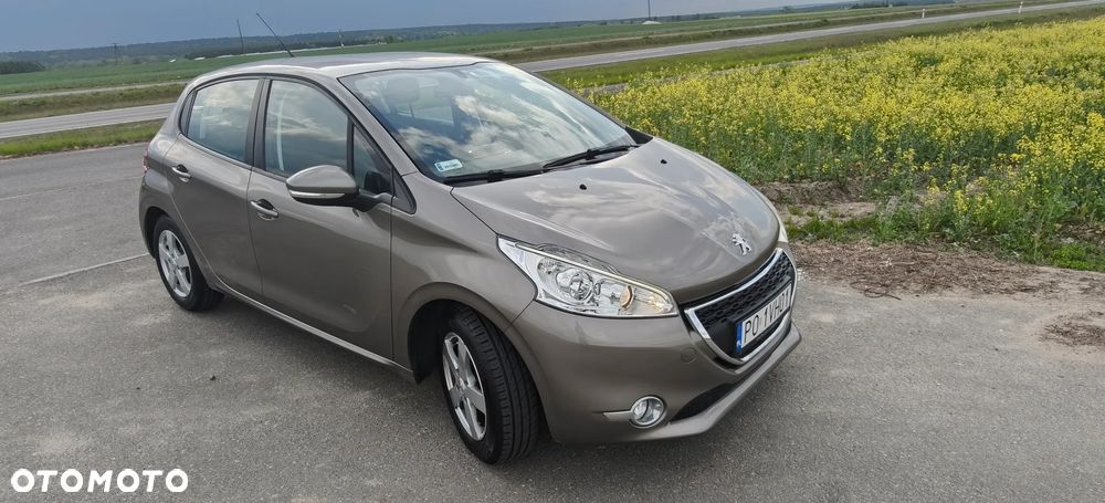 Peugeot 208 1.2 PureTech Allure - 2