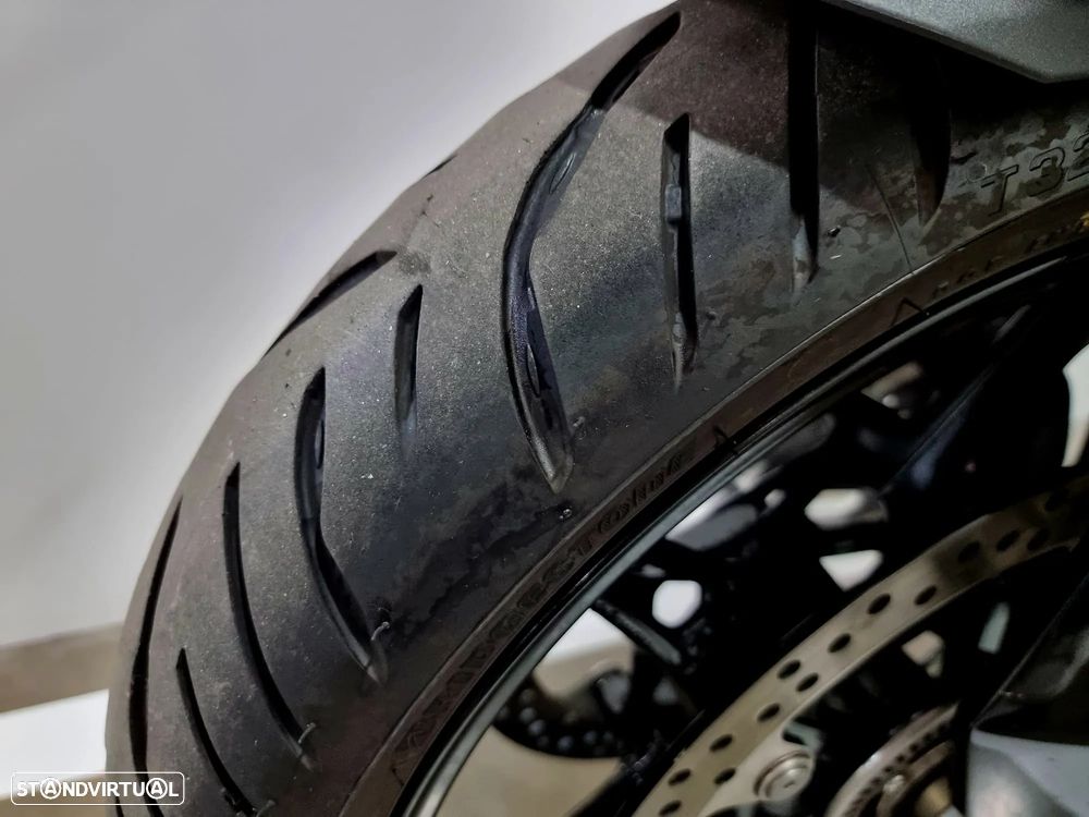 BMW S 1000 XR Triple Black - 10