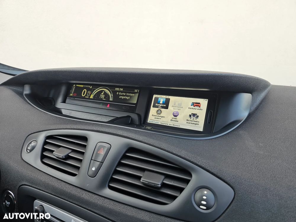 Renault Scenic - 10
